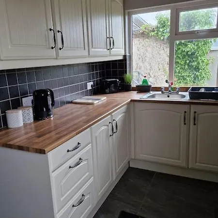 City Centre Eyre Square-duplex Townhouse Апартаменты *