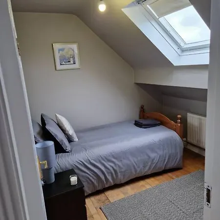 City Centre Eyre Square-duplex Townhouse Apartment